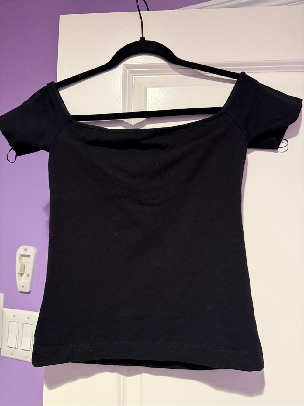 Agolde black off the shoulder tshirt - Picture 4 of 4